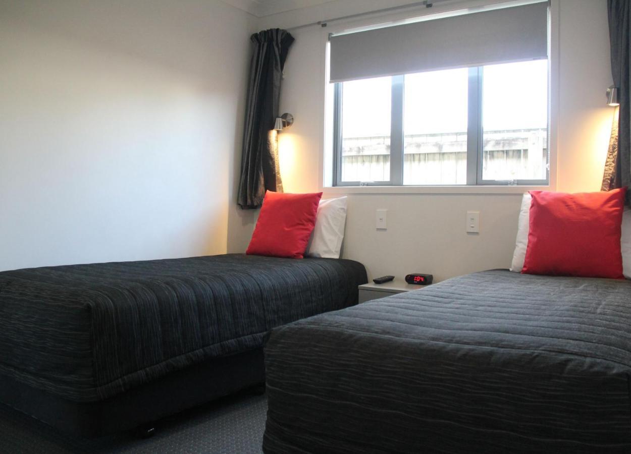 Pukekura Motor Lodge New Plymouth Extérieur photo A typical room at the hotel