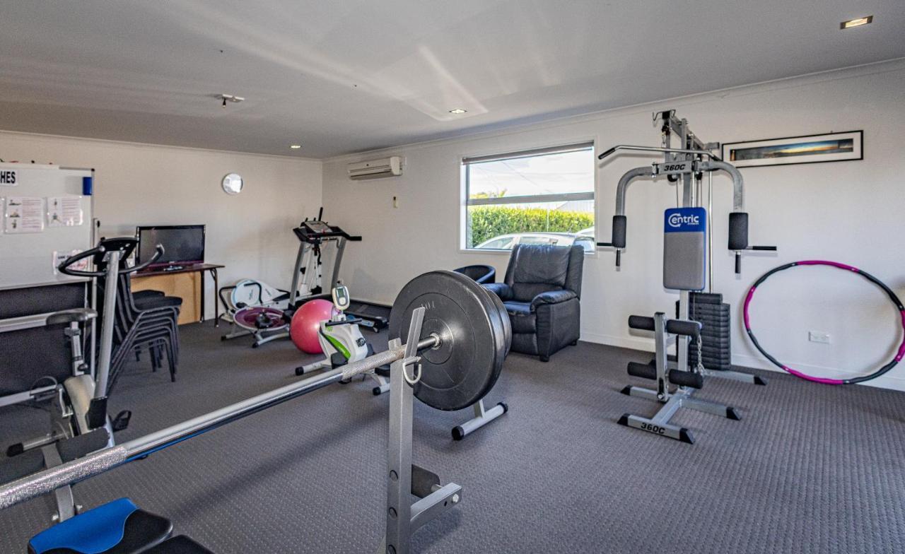 Pukekura Motor Lodge New Plymouth Extérieur photo A home gym
