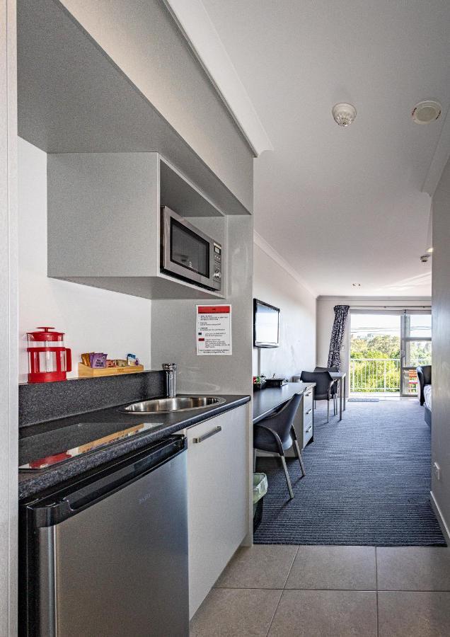 Pukekura Motor Lodge New Plymouth Extérieur photo A typical apartment at the University of Canterbury